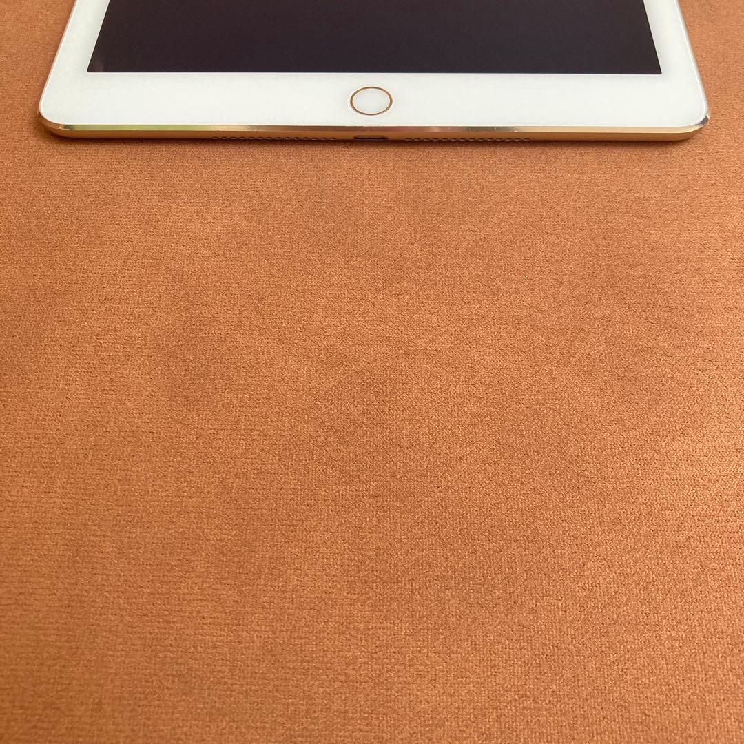 128 電池最良好 iPad Air2 第2世代 32GB au