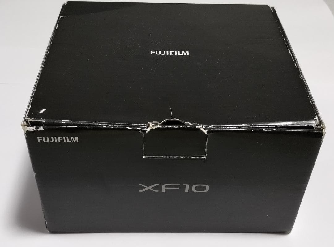 FUJIFILM XF10 富士フィルム