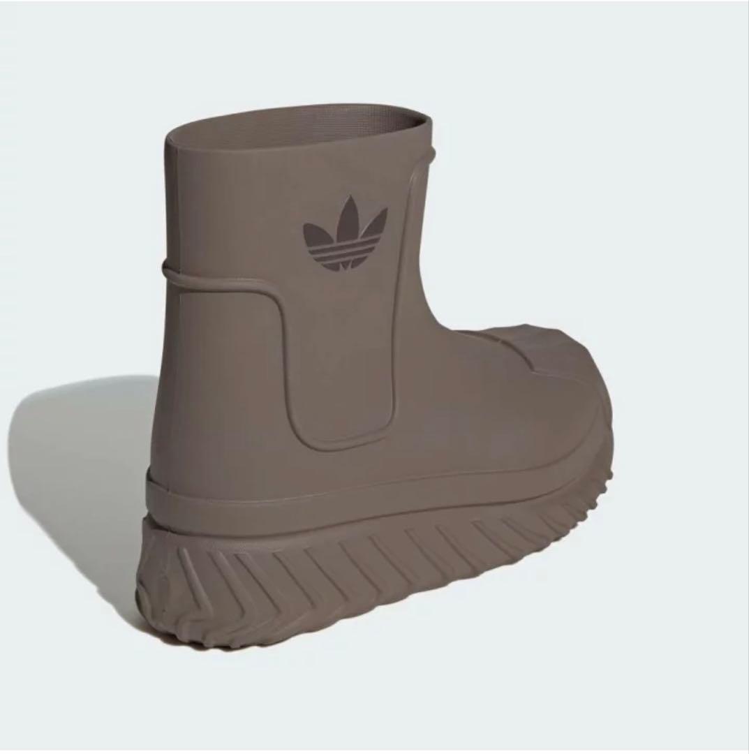 adidas ブラウン レインブーツ