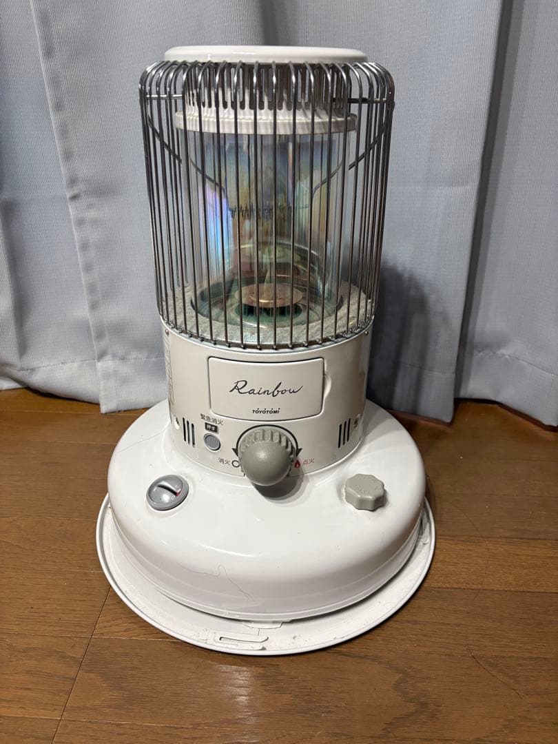 未使用品 TOYOTOMI Rainbow 石油ストーブ RB-251