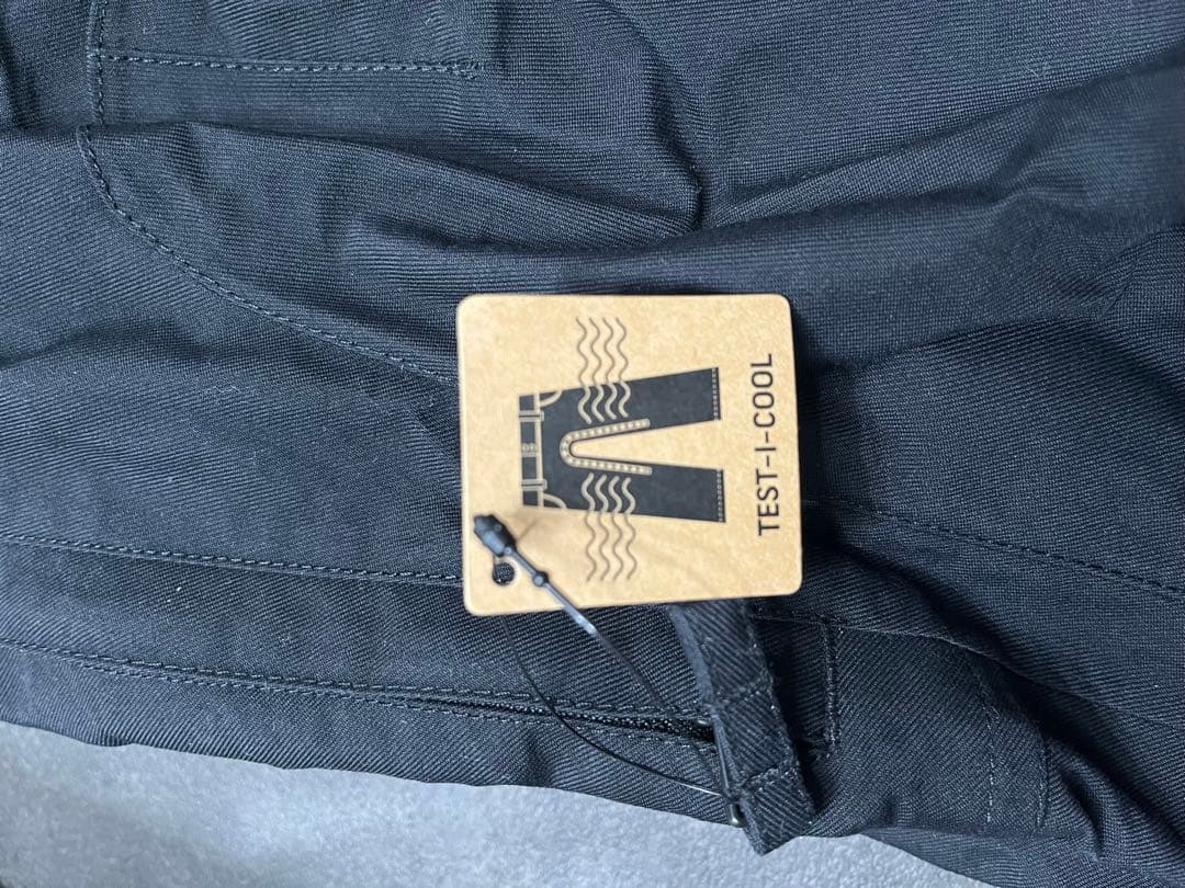 【新品未使用】BURTON スノーボードパンツ ブラックMサイズ