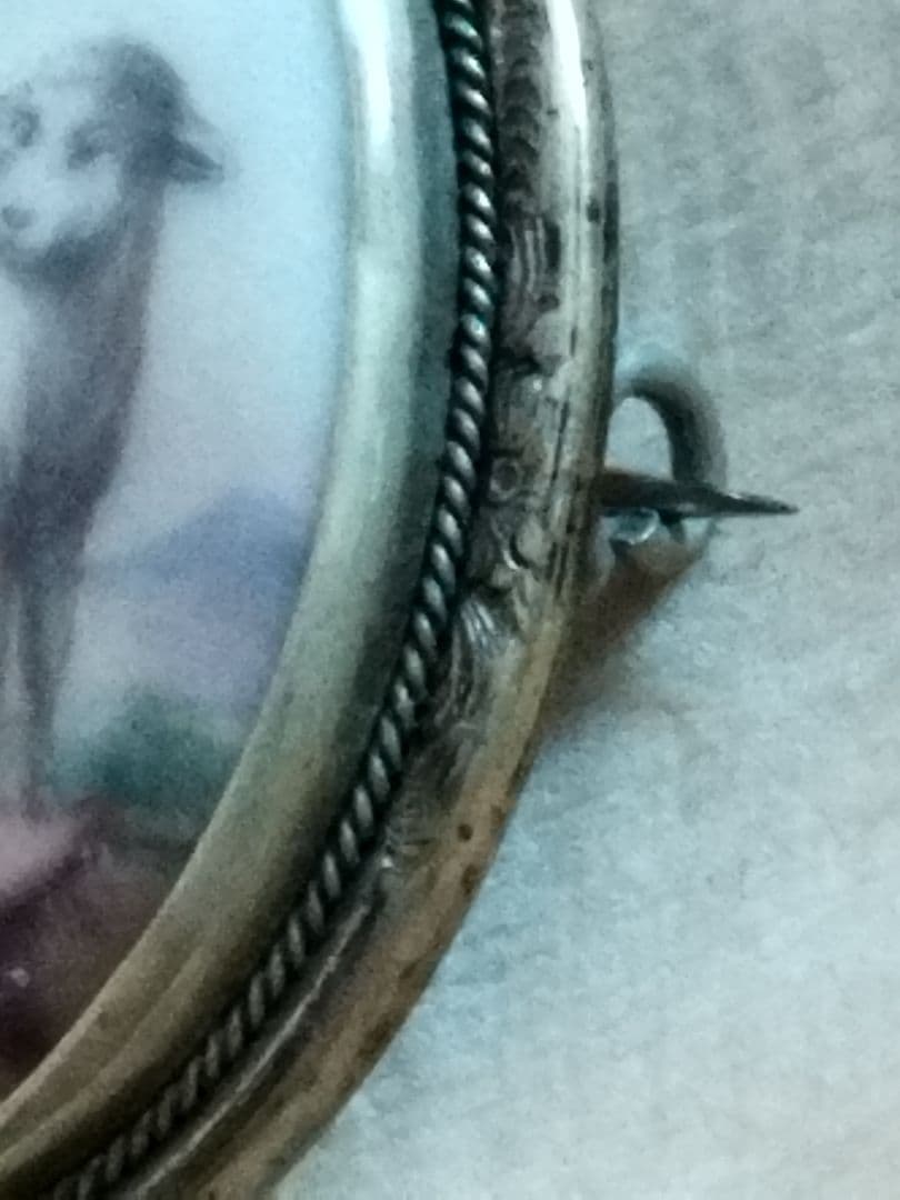 英国　アンティーク　ヴィクトリア王朝時代のブローチ　ムリーリョ