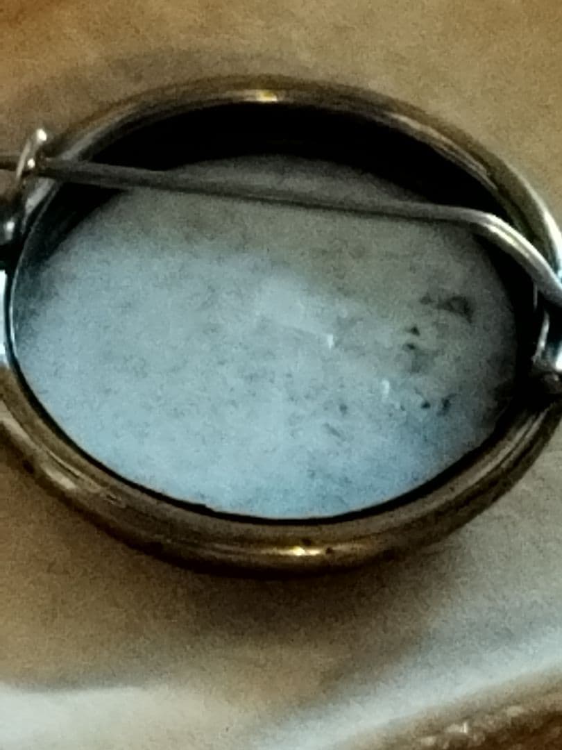 英国　アンティーク　ヴィクトリア王朝時代のブローチ　ムリーリョ