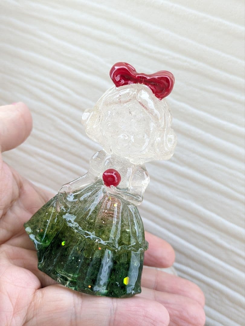 【睦月】りんごのお姫様（白雪姫）形オルゴナイト☆他４点