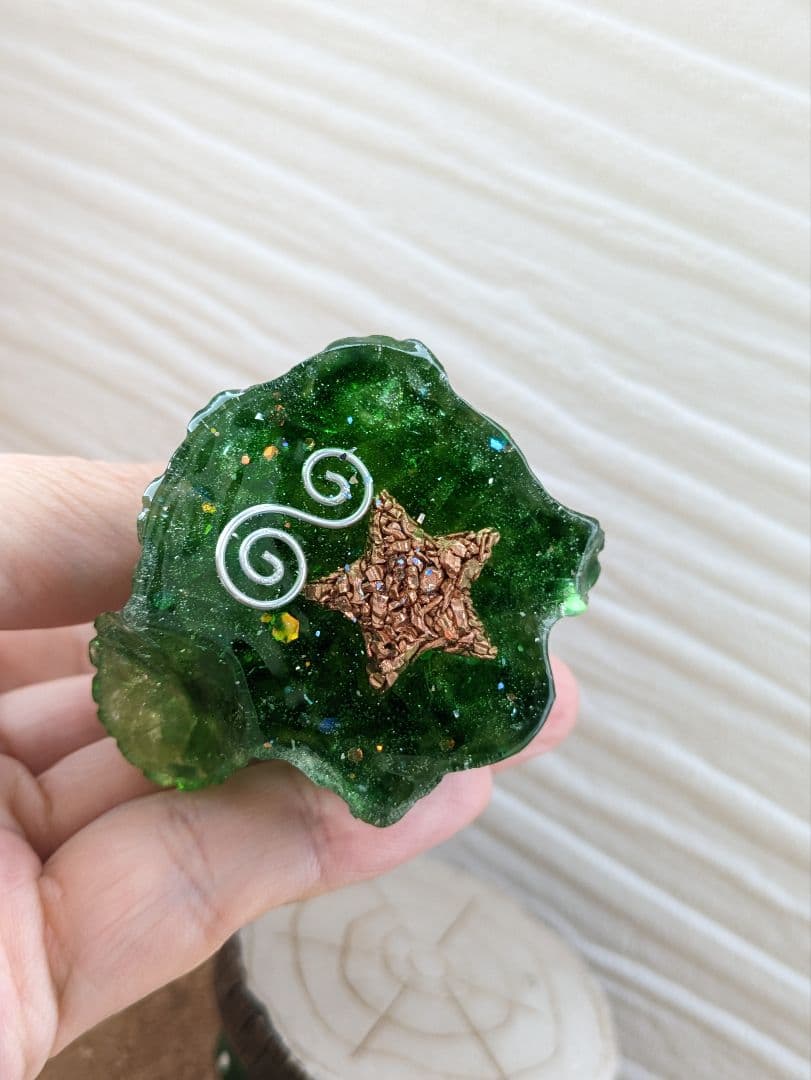 【睦月】りんごのお姫様（白雪姫）形オルゴナイト☆他４点