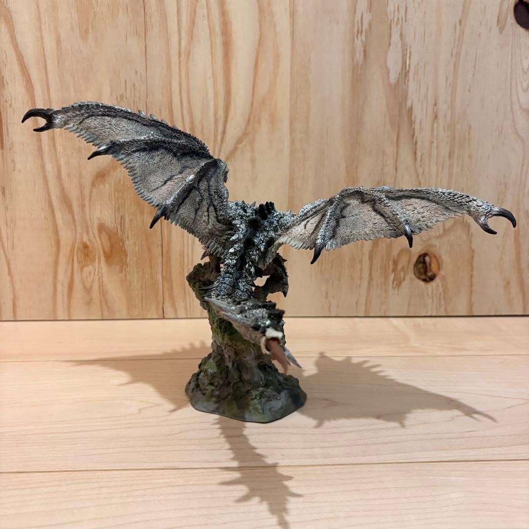 モンスターハンター クリエイターズモデル 銀火竜 リオレウス 希少種