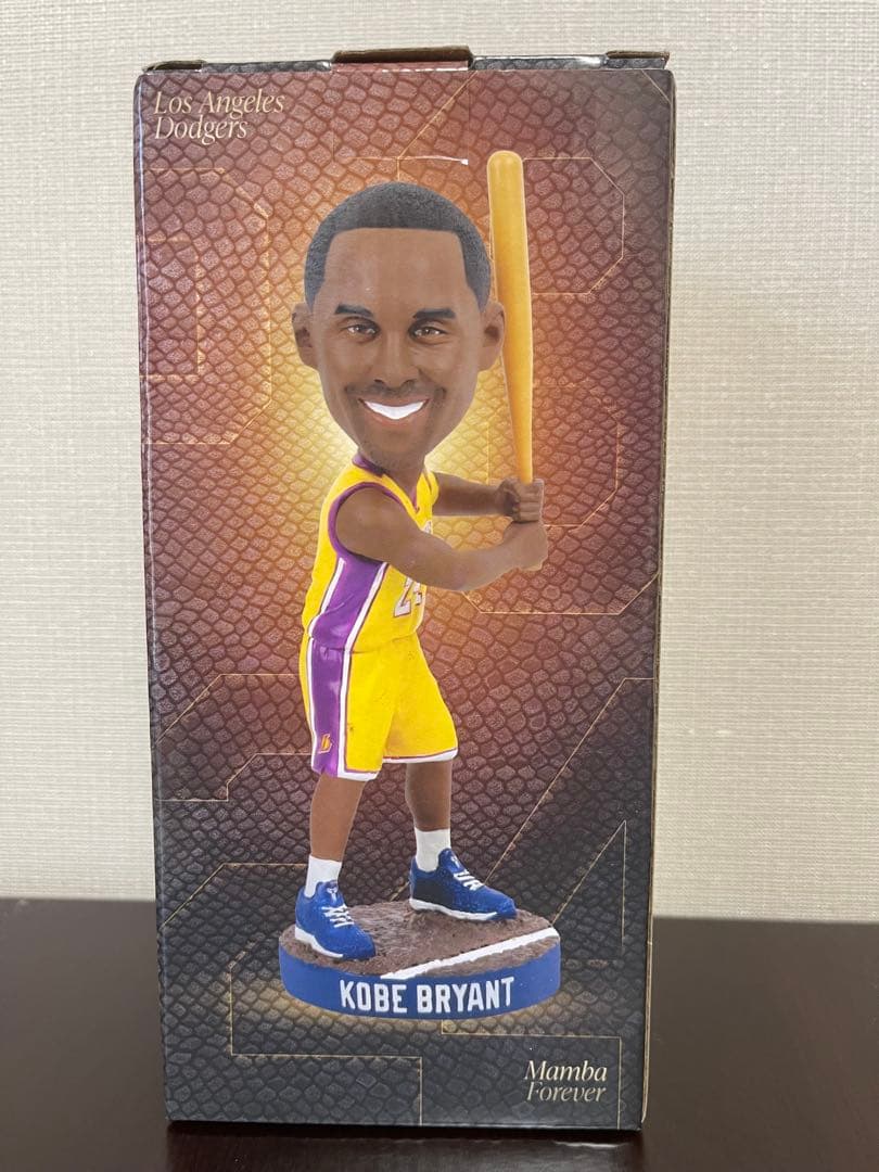 コービーブライアントボブルヘッド Kobe Bryant Bobblehead