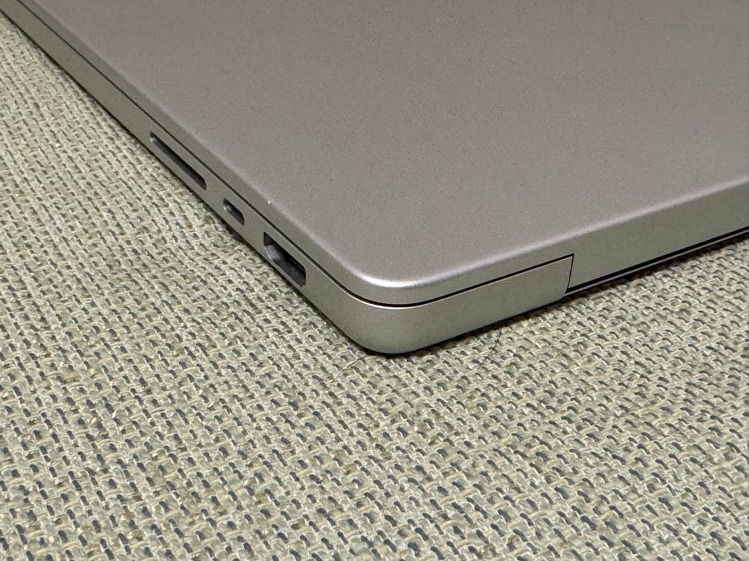 美品 MacBook Pro 14インチ M3 Pro 36GB