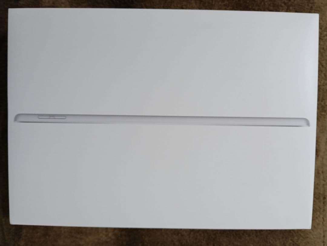 iPad Silver 第9世代 64GB 本体（バッテリー100%）