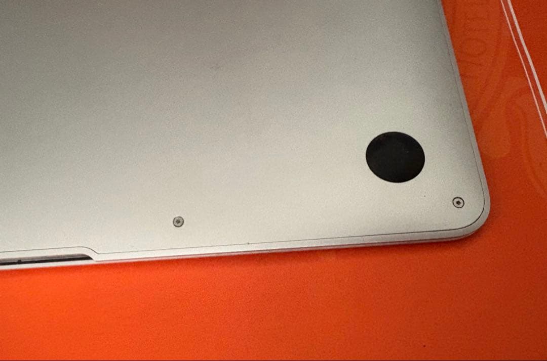 中古品 Apple MacBook air A1465本体