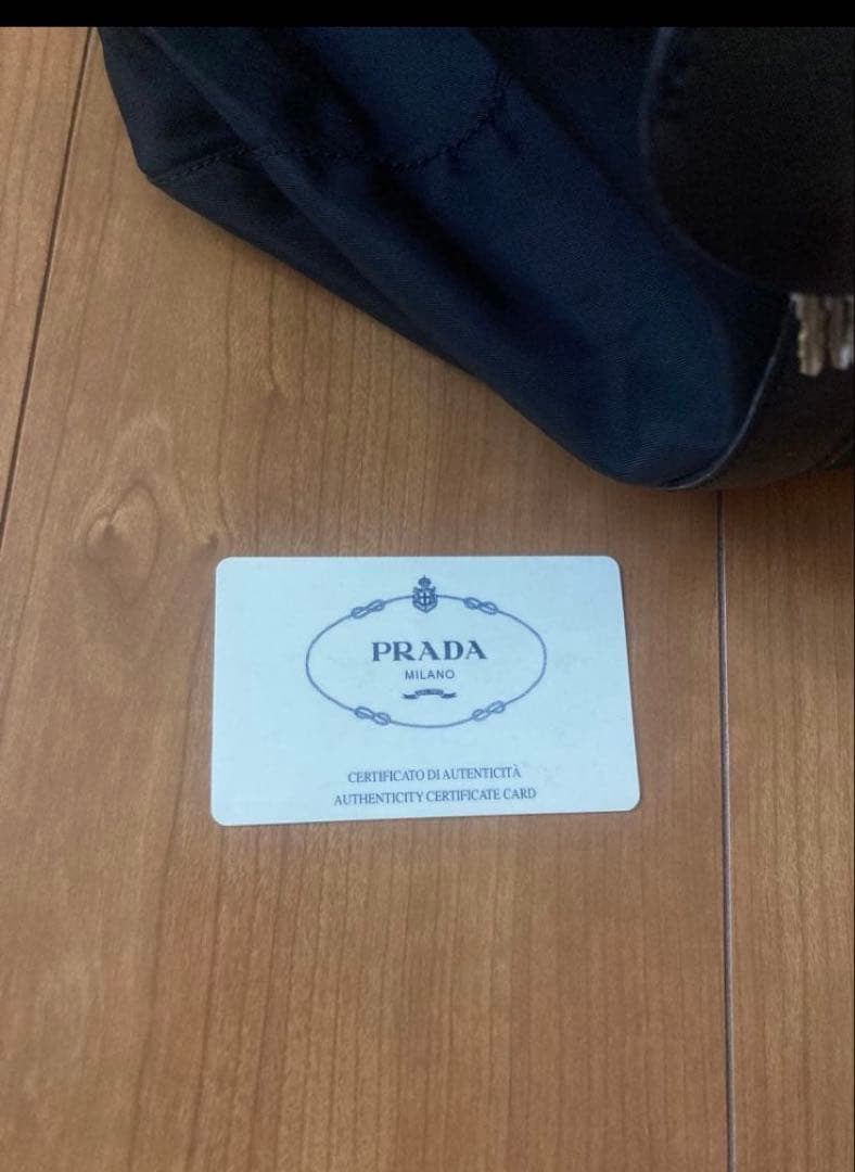 PRADA ブラック ハンドバッグ　ギャランティカード付
