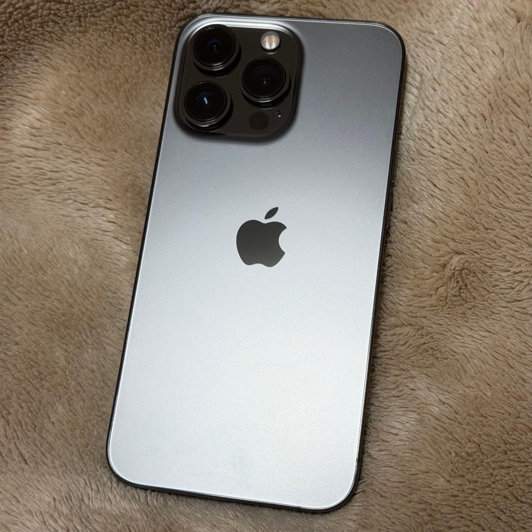 k*2様 Apple iPhone 13 Pro グラファイト 本体 76%