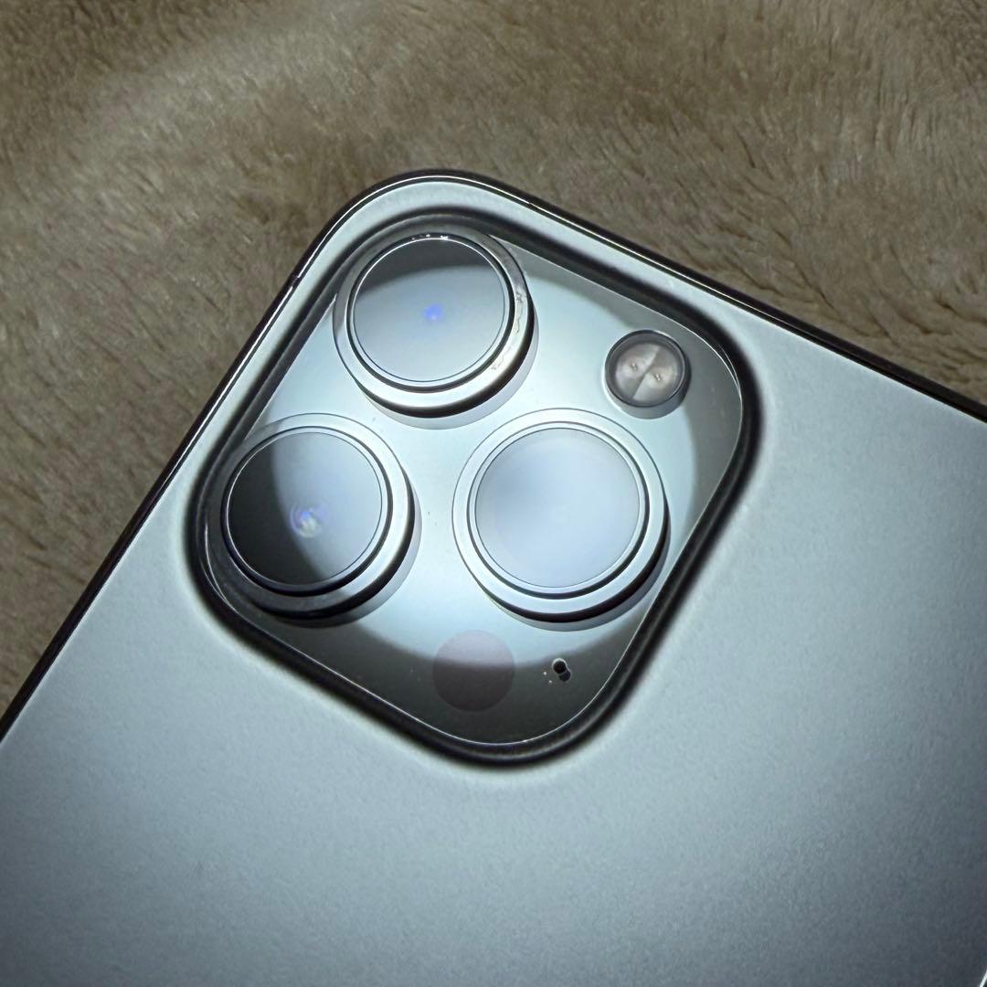 k*2様 Apple iPhone 13 Pro グラファイト 本体 76%