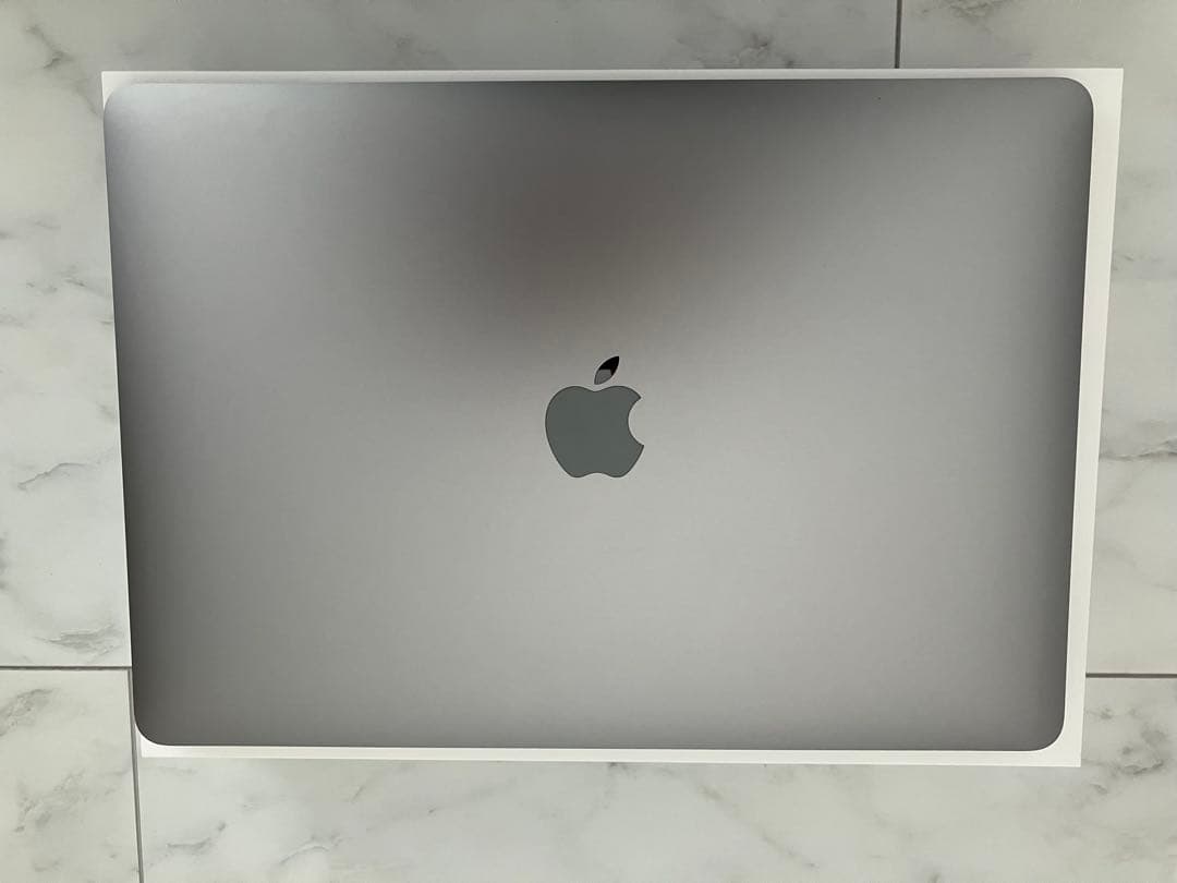 Apple MacBook Air M1 8GB 256GB バッテリー100%