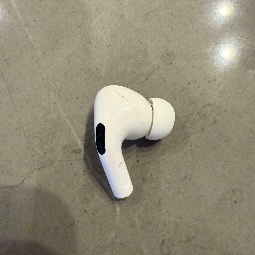 【正規品】AirPods Pro 第1世代（後期モデル）MLWK3J/A