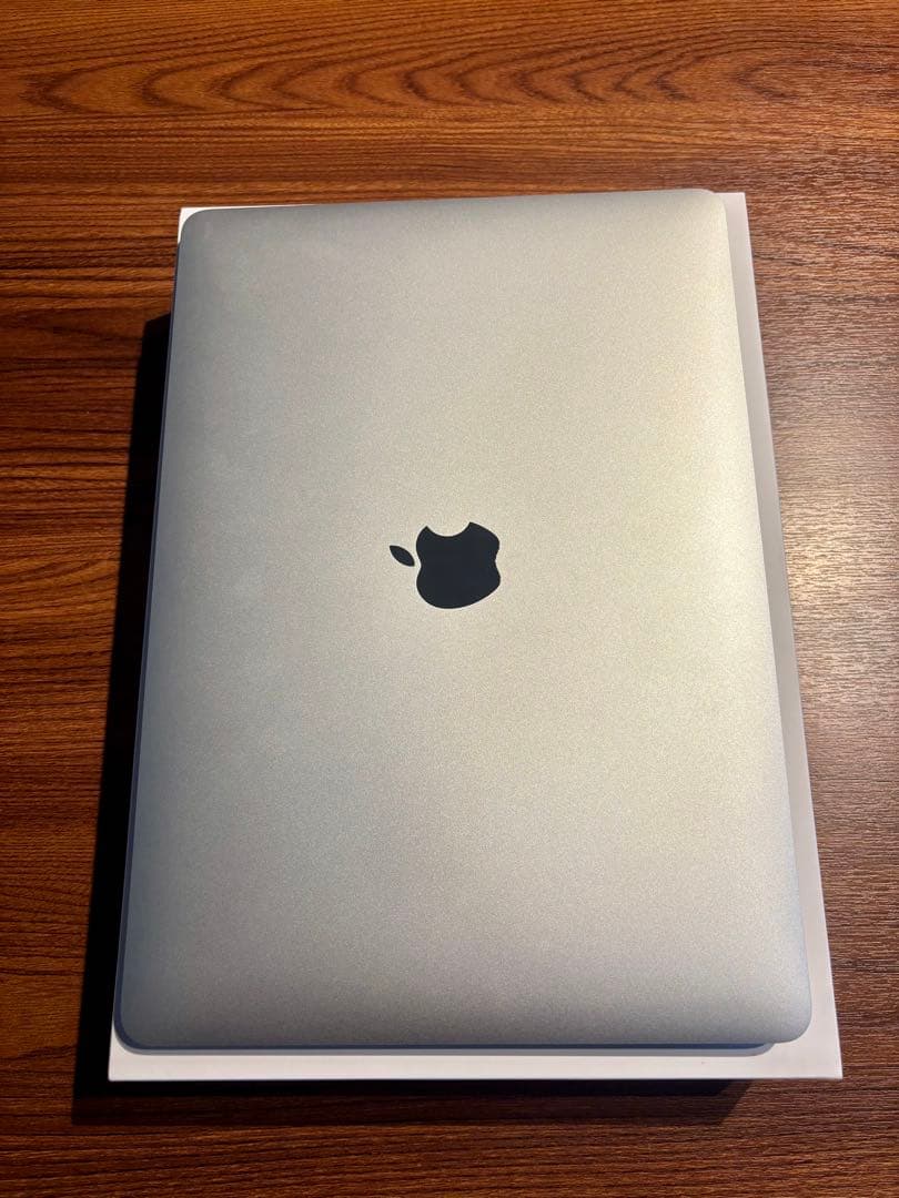 【美品】MacBook Air M1（2020）8GB / 256GB