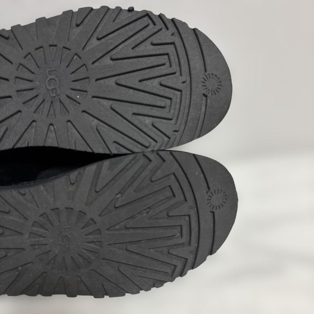 綺麗♡UGG 黒 スエード ファー付き クロッグ サンダル　サボ　アグ　24