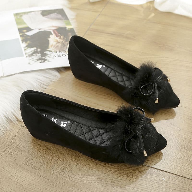 ファー付きリボンデザイン黒フラットシューズ