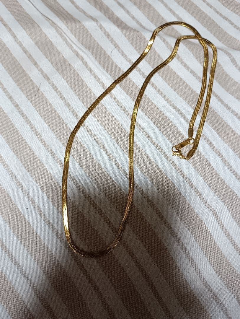 18k刻印 喜平　ヘリンボーンネックレス　2ミリ　60㎝　3グラム　超破格値