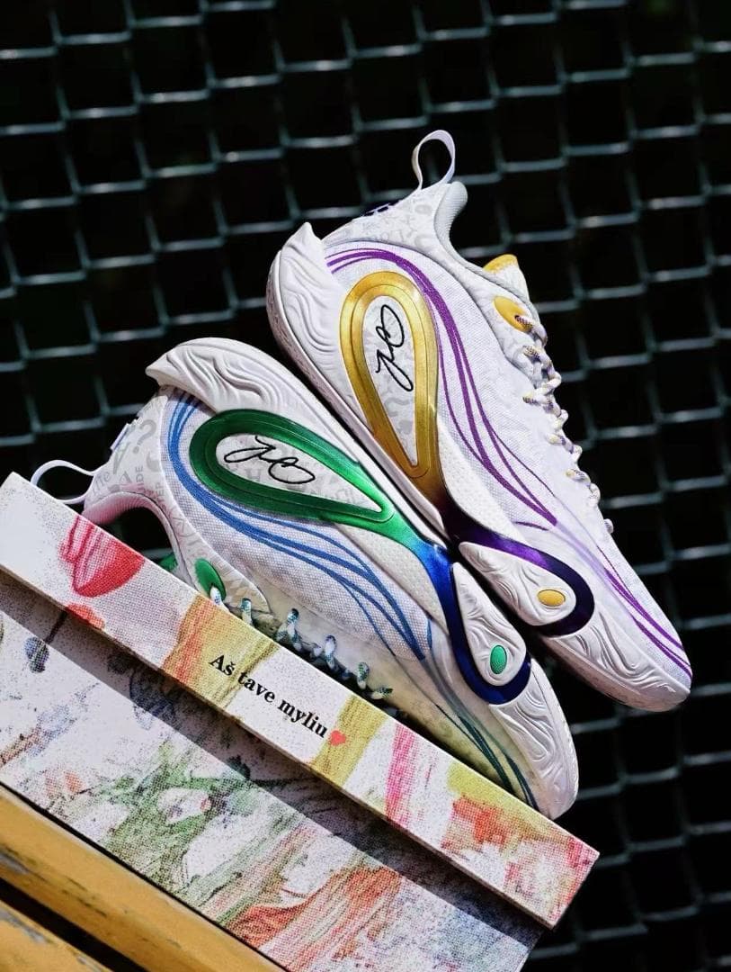 リーニン WOW The Dlo1 キャリア US 10.5 フォロー割