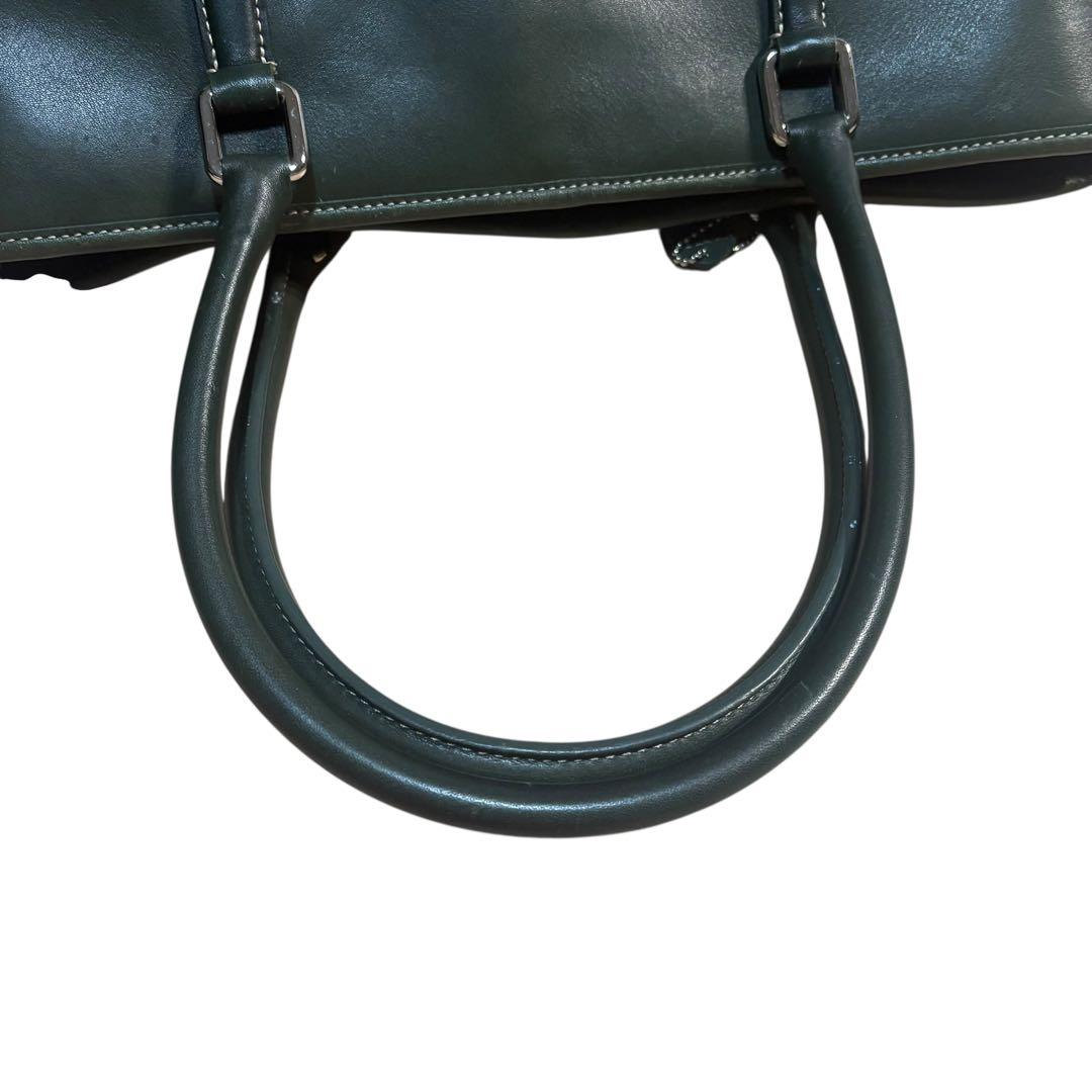 コーチ レザー ビジネスバッグ トートバッグ 　A4収納 7757 チャーム 緑