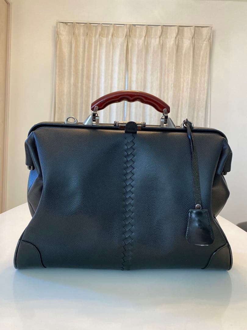 黒 ビジネスバッグ 編み込みデザイン