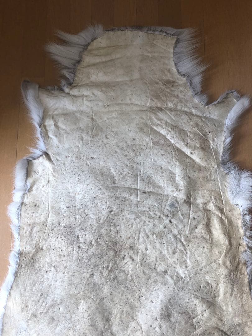 ダーラム　トナカイ毛皮　ファー　ラグ　Lサイズ