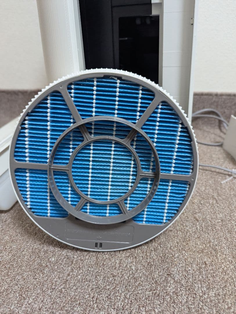 シャープ 加湿空気清浄機 KC-N50-W 2022年製