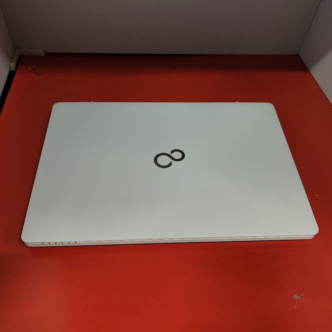 富士通 爆速SSD Windows11 ノートパソコン 極美品