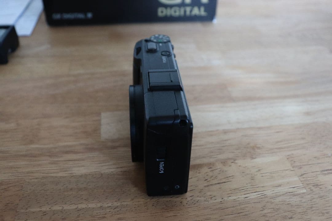 RICOH GR DIGITAL IV　使用極少　美品