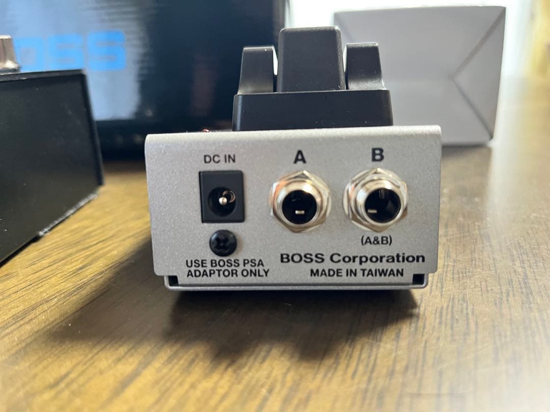 BOSS GT-1000CORE FS-7付属