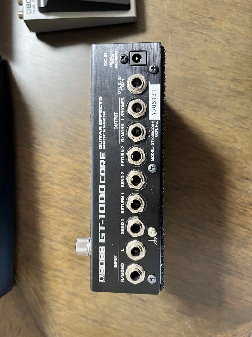 BOSS GT-1000CORE FS-7付属