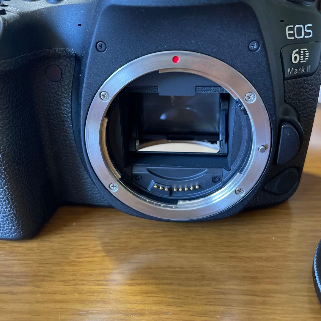 Canon EOS 6D Mark II レンズキット