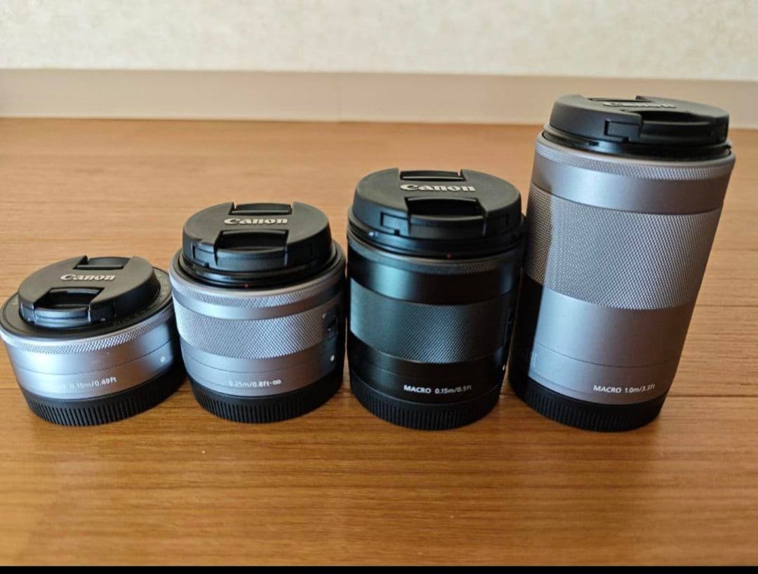 Canon EOS Kiss M ミラーレス一眼 4本レンズ付き