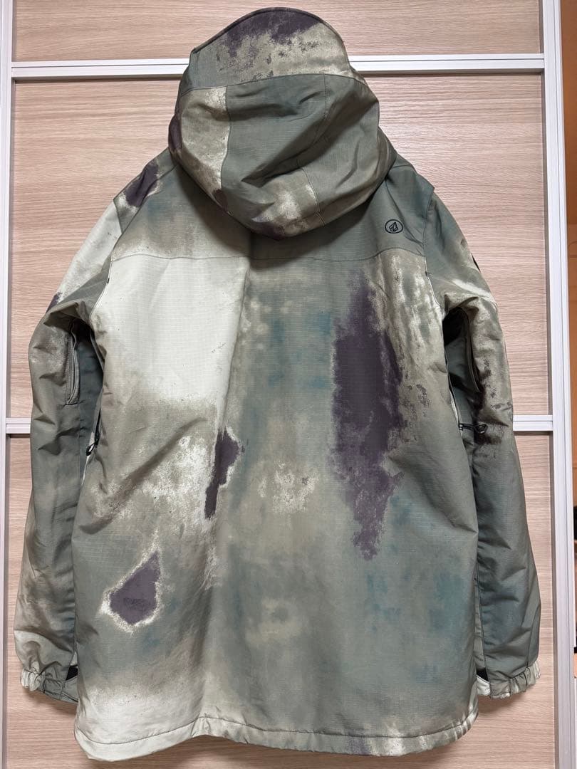 Volcom 迷彩スノーボードジャケット