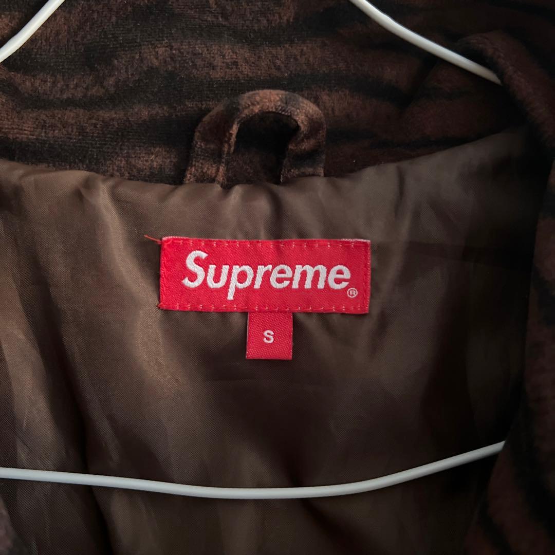 シュプリーム　supreme