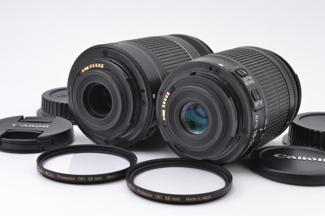 ■ ほぼ新品 ■ キャノン　Canon Kiss X7 Wズームキット バッグ付