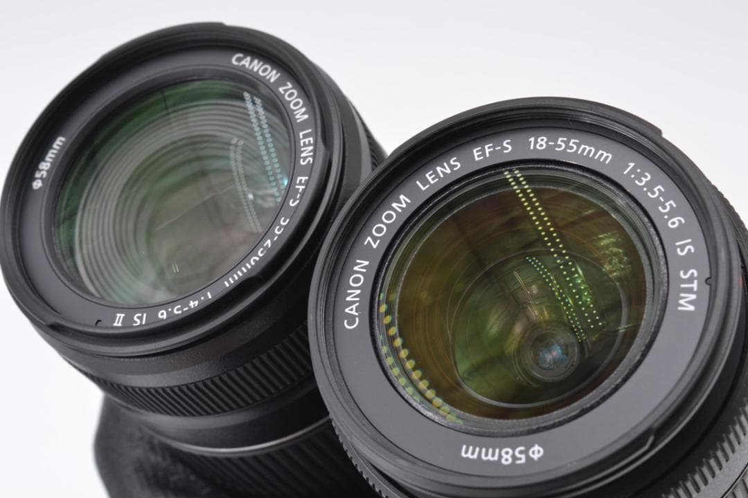 ■ ほぼ新品 ■ キャノン　Canon Kiss X7 Wズームキット バッグ付