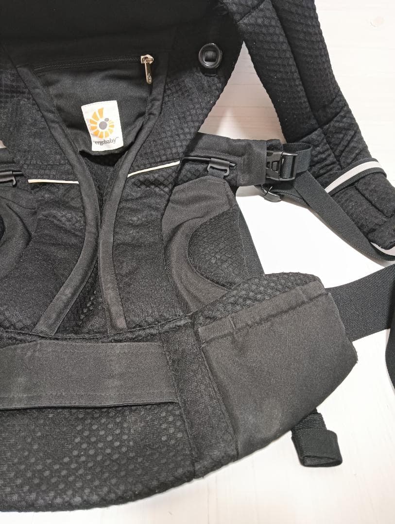 【美品】エルゴベビー OMNI Breeze オニキスブラック 抱っこ紐