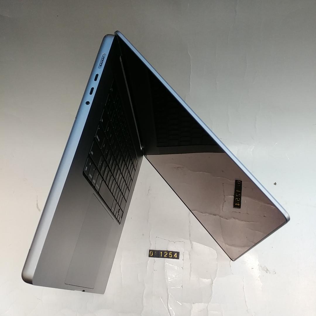 美品 APPLE MacBook Pro (16㌅ 2021) 64GB 4TB