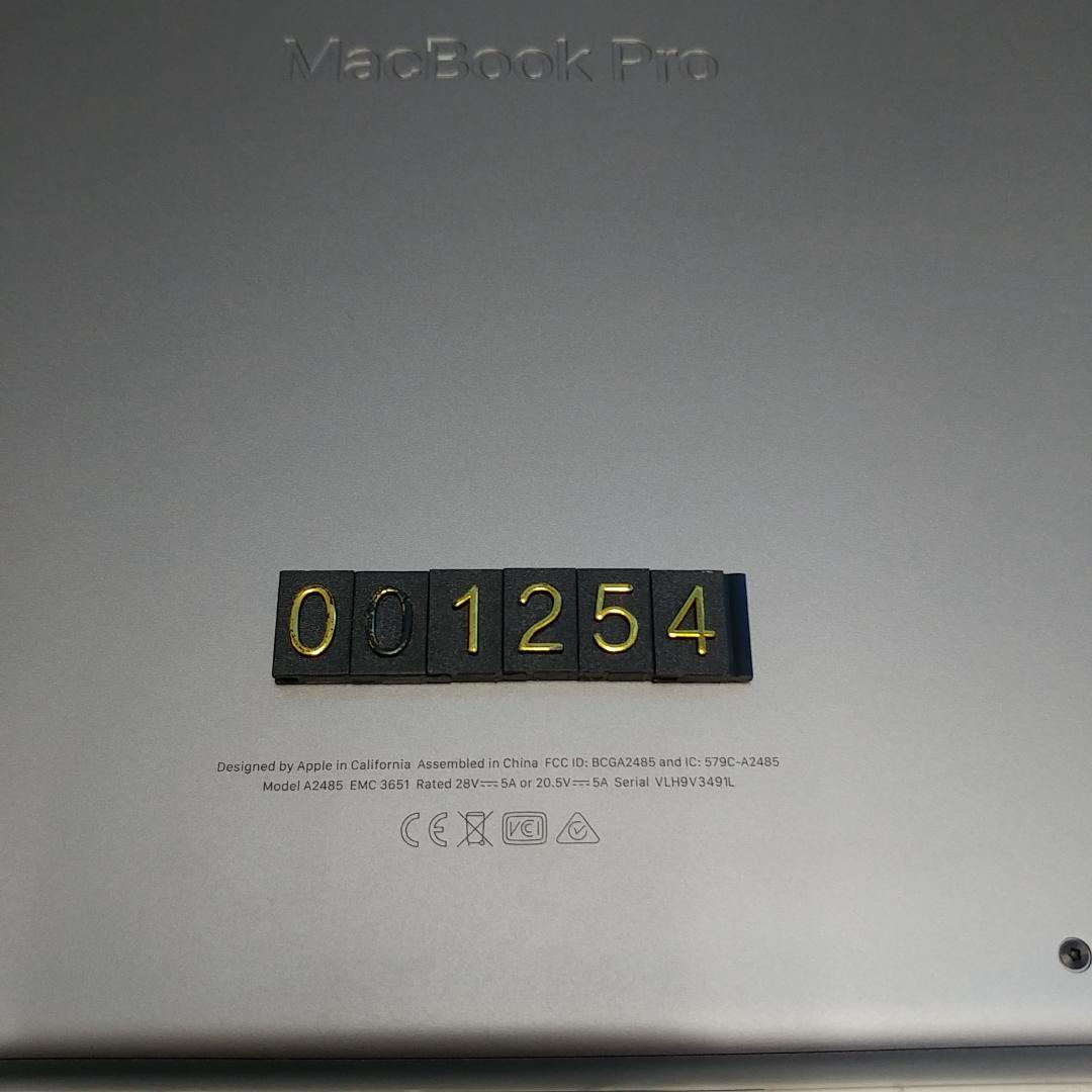 美品 APPLE MacBook Pro (16㌅ 2021) 64GB 4TB