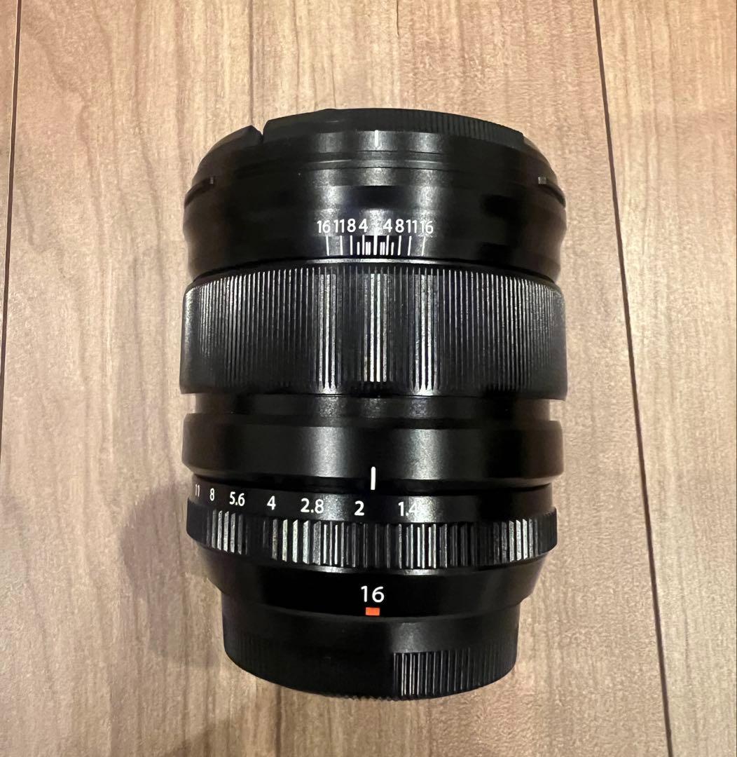 XF16mmF1.4 R WR レンズ(専用純正金属角フード付き)