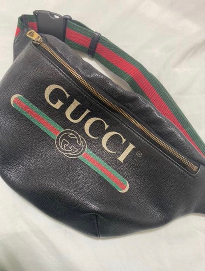 GUCCI ショルダーバッグ