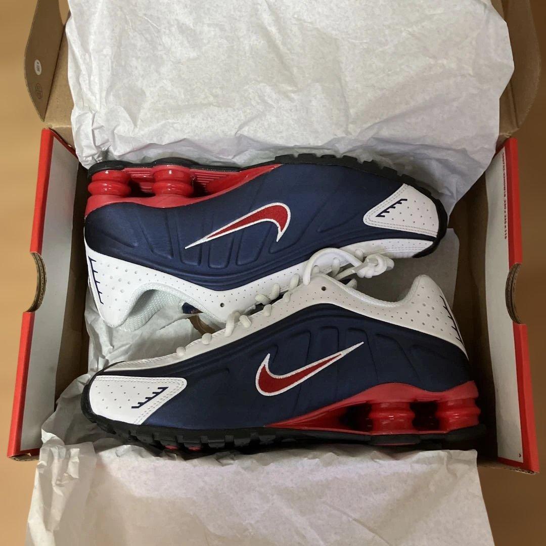 しもじ Nike Shox R4 8.5 ミッドナイトネイビー