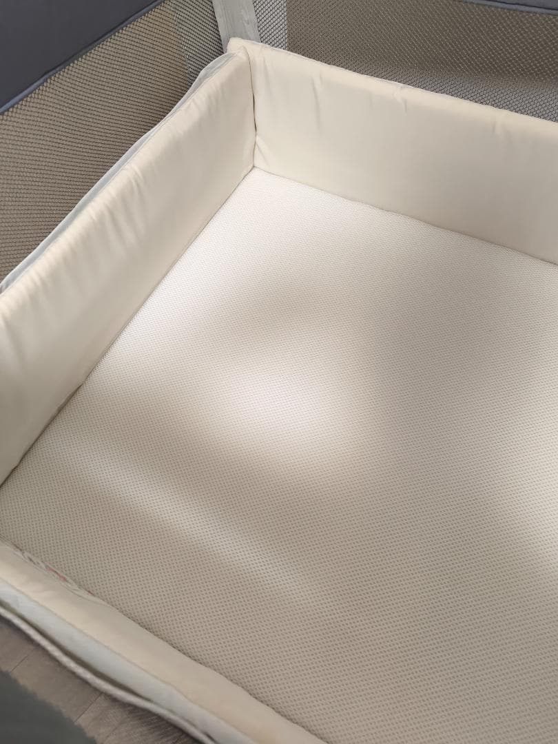 【美品】Aprica　ココネルエアーAB　グレーベア　ベビーベッドマット付き