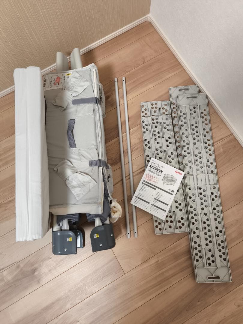 【美品】Aprica　ココネルエアーAB　グレーベア　ベビーベッドマット付き