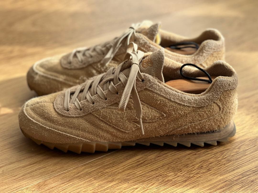 AURALEE × New Balance RC30