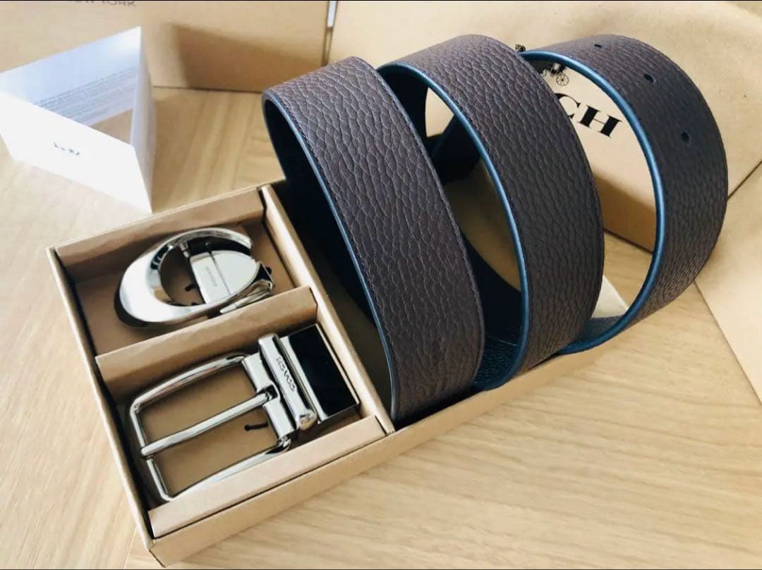 1/19日限定COACHコーチ新品正規品リバーシブルレザーベルト回転バックル2個