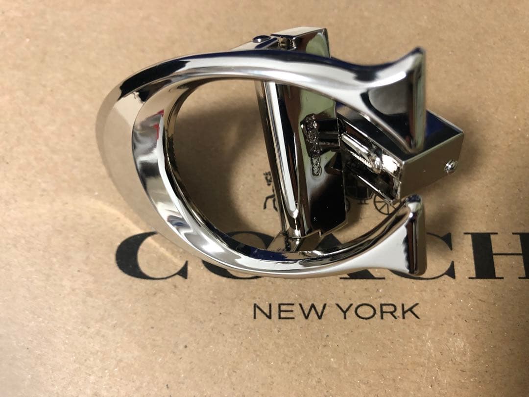 1/19日限定COACHコーチ新品正規品リバーシブルレザーベルト回転バックル2個