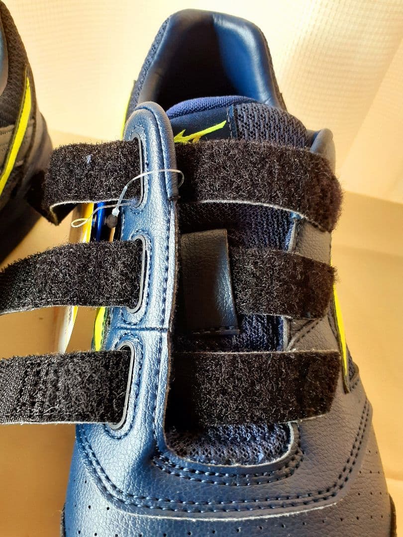 未使用タグ付き♪ ミズノ安全靴 ２６cmEEEネイビー×イエロー 人気カラー！